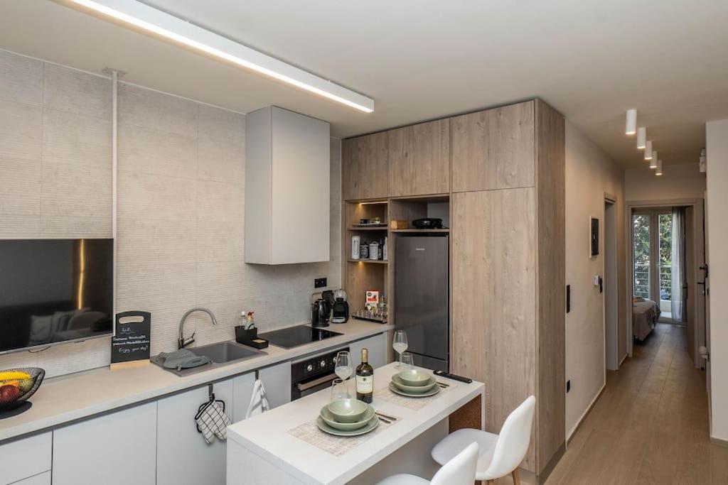 8 Blocks Apartments 1A Alexandroupolis Buitenkant foto